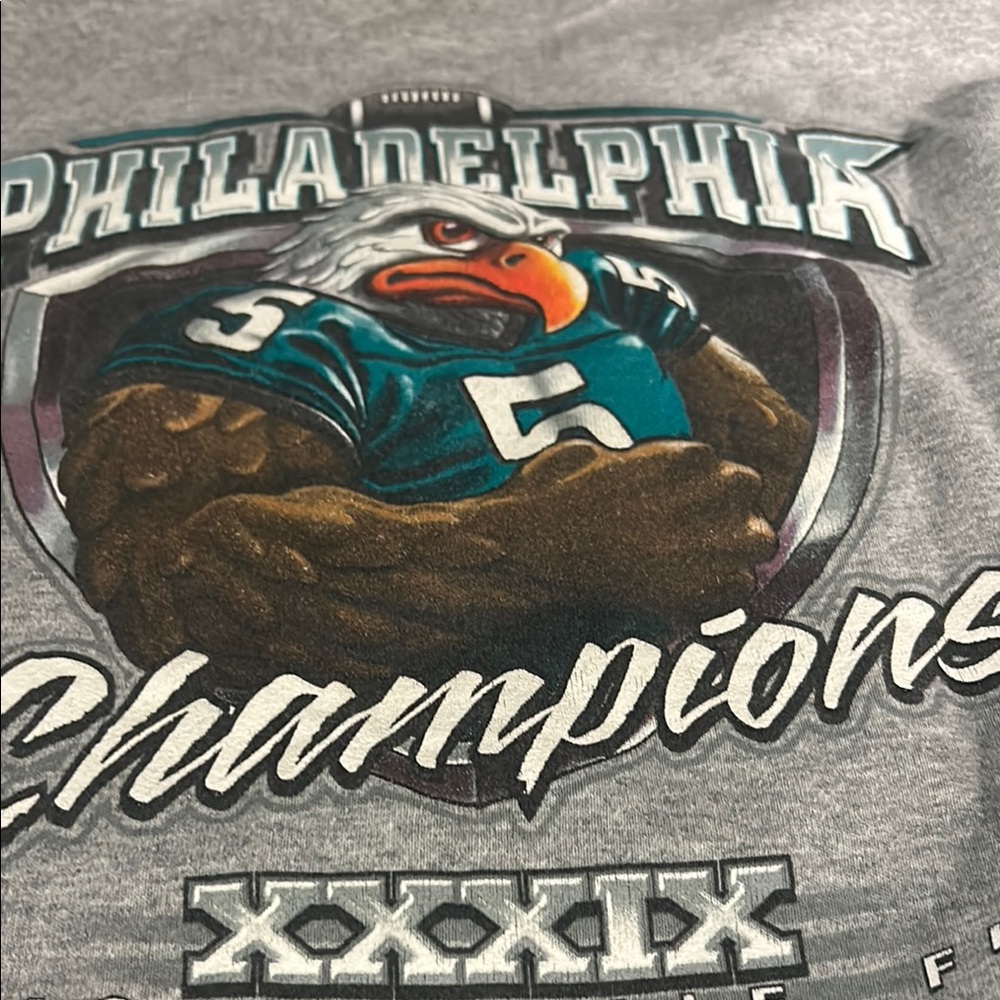 Philadelphia Champions Graphic T-Shirt